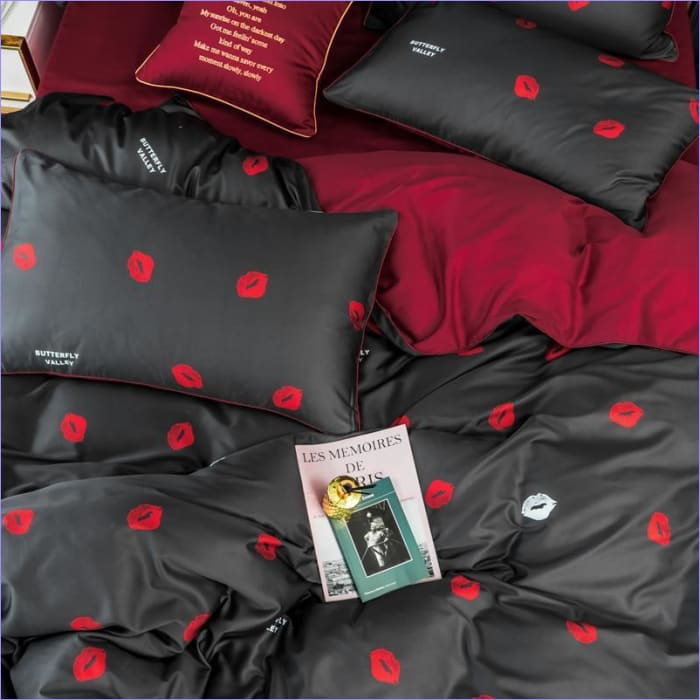 Housse de Couette Rouge et Noir | Couettedouillette.com