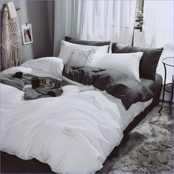 Housse de Couette Grise et Blanche | Couettedouillette.com